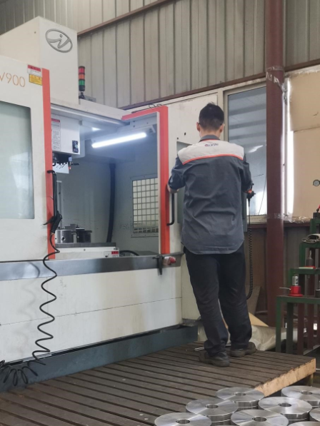 法兰加工车间 法兰加工车间