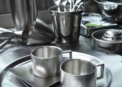 长期使用316不锈钢餐具对人体有害吗? 长期使用316不锈钢餐具对人体有害吗?